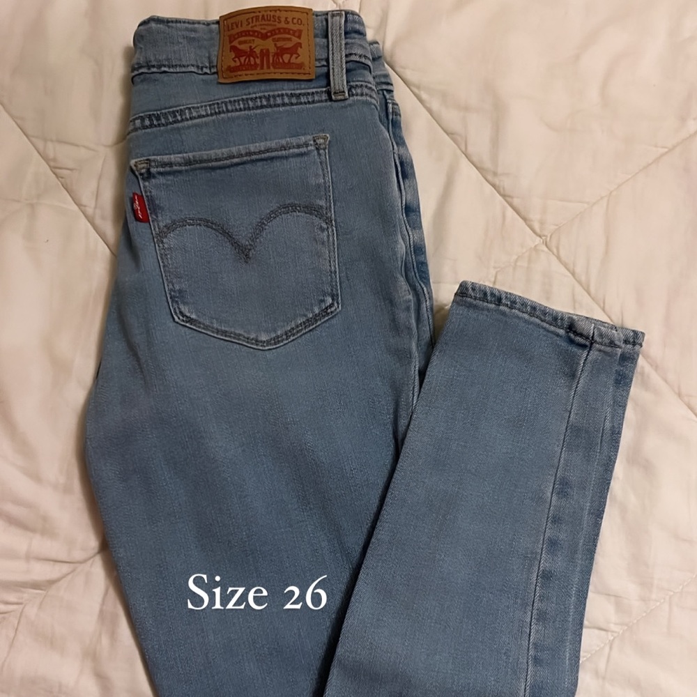 Levi’s, Zara and American eagle jeans!
